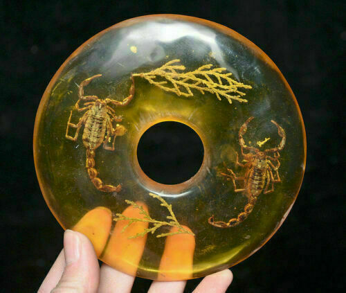 5" Old China Amber Carving Scorpion leaf Circle Light disk Ornament Sculpture - Picture 1 of 7