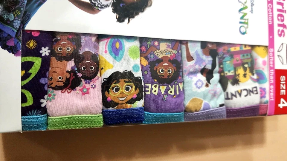 Handcrafted Disney Encanto Girls Briefs 7 pack Size 4 100 % Cotton New in box - Image 3 of 4