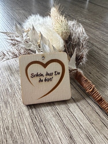 20 Stück Hochzeits-Kugelschreiber Aus Holz Mit Spruch „Schön Dass Du Da Bist“ - Inkl. Lesezeichen & Juteseil