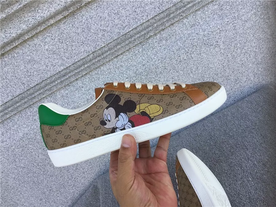 Chaussures de planche homme GUCCI ACE Mickey Mouse