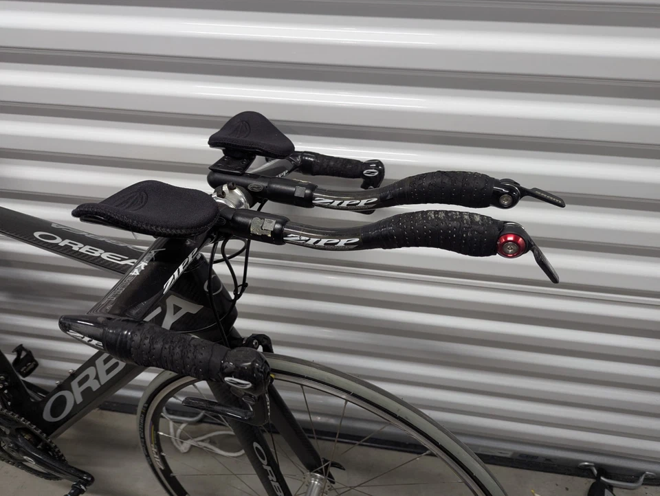 Orbea Ordu Carbon Fiber Triathlon Time Trial Bike With Zipp Vuma Quad Crank set - Image 2 of 4