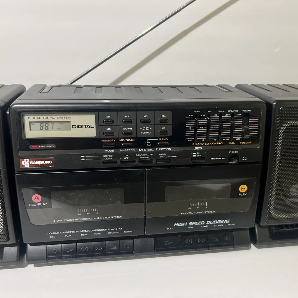 Radio Doble Cassette Grabadora Estéreo Samsung PD-770 DE COLECCIÓN MUY LIMPIA PARA LA EDAD Foto 3 de 4