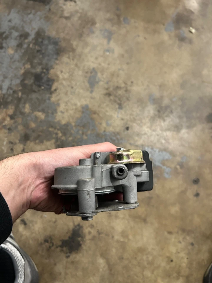 Motor de ventana eléctrica Cadillac GM Foto 2 de 4