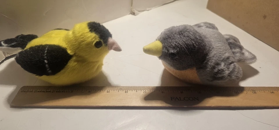 Vintage K & M INTERNATIONAL Plush WORKING SINGING BIRDS Chickadee Robin Audubon - Image 2 of 4