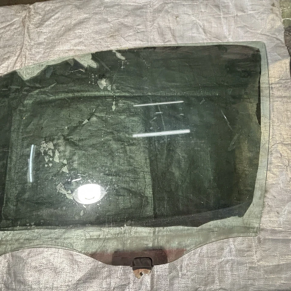 Honda Civic 1992-1995 EG cupé/hatchback lado del conductor ventana de vidrio OEM Foto 3 de 4