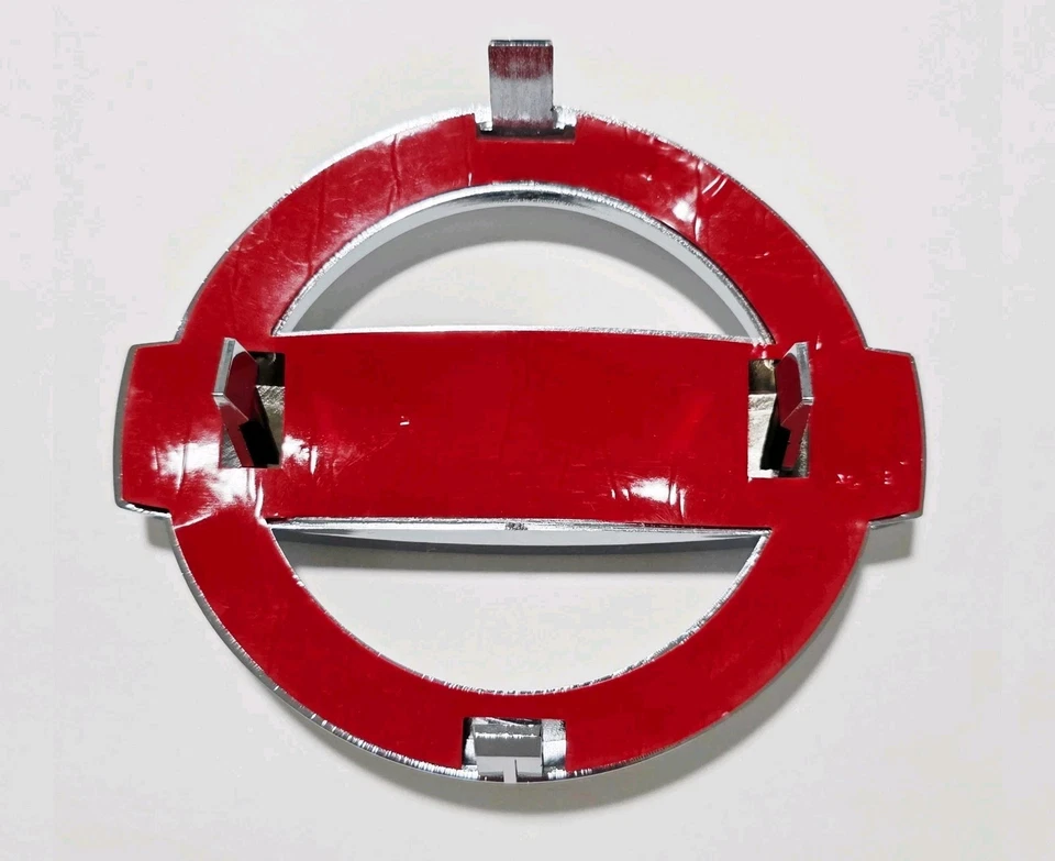 Nissan Altima Front Grille Emblem Logo  2007 2008 2009 2010 2011 2012  - Image 3 of 3