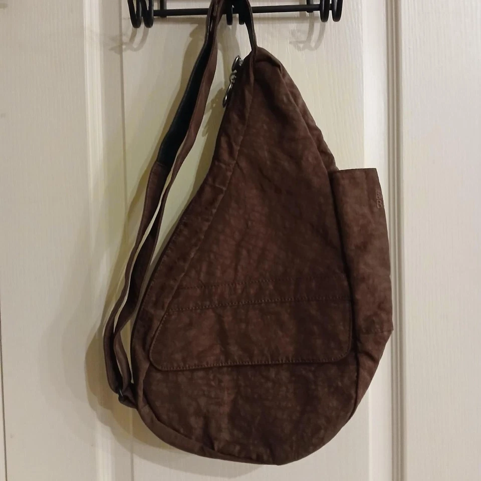 Ameribag Bolso Espalda Saludable Mochila Bandolera Bandolera Marrón Nylon Gorpcore Foto 2 de 4