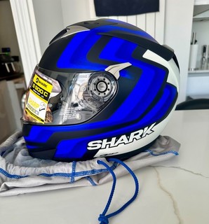 Shark motorcycle helmet full face New Never used