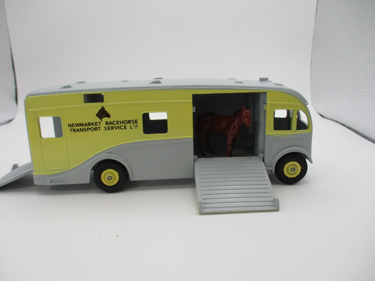 ミニカー DINKY SUPERTOYS 979 RACEHORSE TRANSPORT RARE VINTAGE DINKY SUPERTOYS #979-G MAUDSLEY RACE HORSE