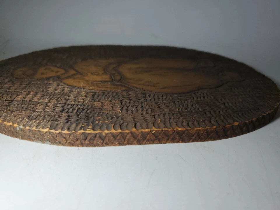 OLD DUTCH CARVED WOODEN PIECE VINTAGE - Image 4 of 4