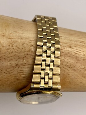 Seiko Quartz Men's Watch WR Day / Date V743-8A20 New Battery | eBay