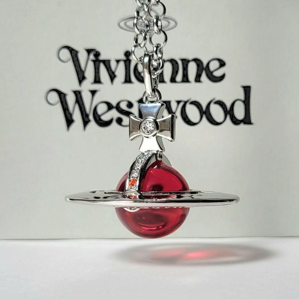 Collar Vivienne Westwood Pequeño Orbe Rojo Como Nuevo Foto 3 de 4