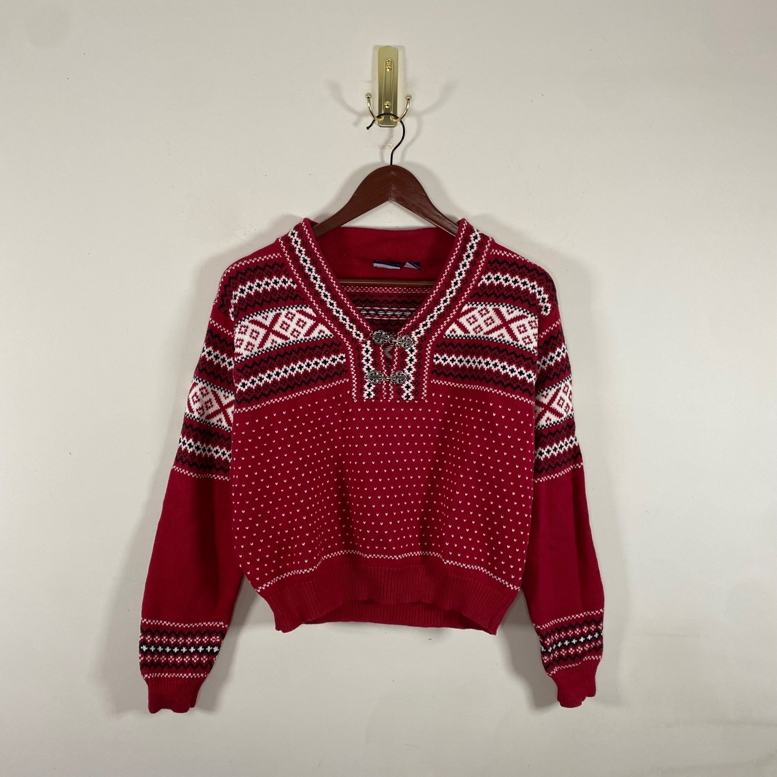 Vintage Liz Claiborne Sport Fair Isle Nordic Knit Sweater Red White Ski Clasps