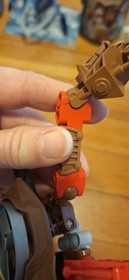 LEGO BIONICLE: Visorak Set Of 4(Missing Suukorak & Keelerak) 6 Cannisters &Instr
