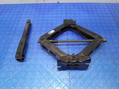 21-25 Chevy Trailblazer Spare Tire Tools Jack Kit Assembly Genuine OEM ...