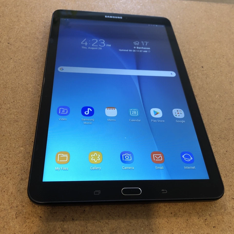 Samsung Galaxy Tab E 9.6in 16GB WiFi Android Tablet SM-T560 - Black - Image 2 of 4