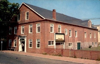 Vtg Whaling Museum Brick Building Island of the Sea Nantucket Mass, MA Postcard