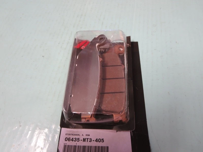 HONDA ST1100, PanEuropean Bremsbelag, hinten, Satz 06435-MT3-405 - Bild 1 von 1