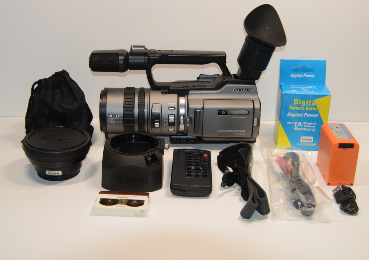 Mint Sony Handycam DCR-VX2100 Mini DV Camcorder 3CCD Pro Camera
