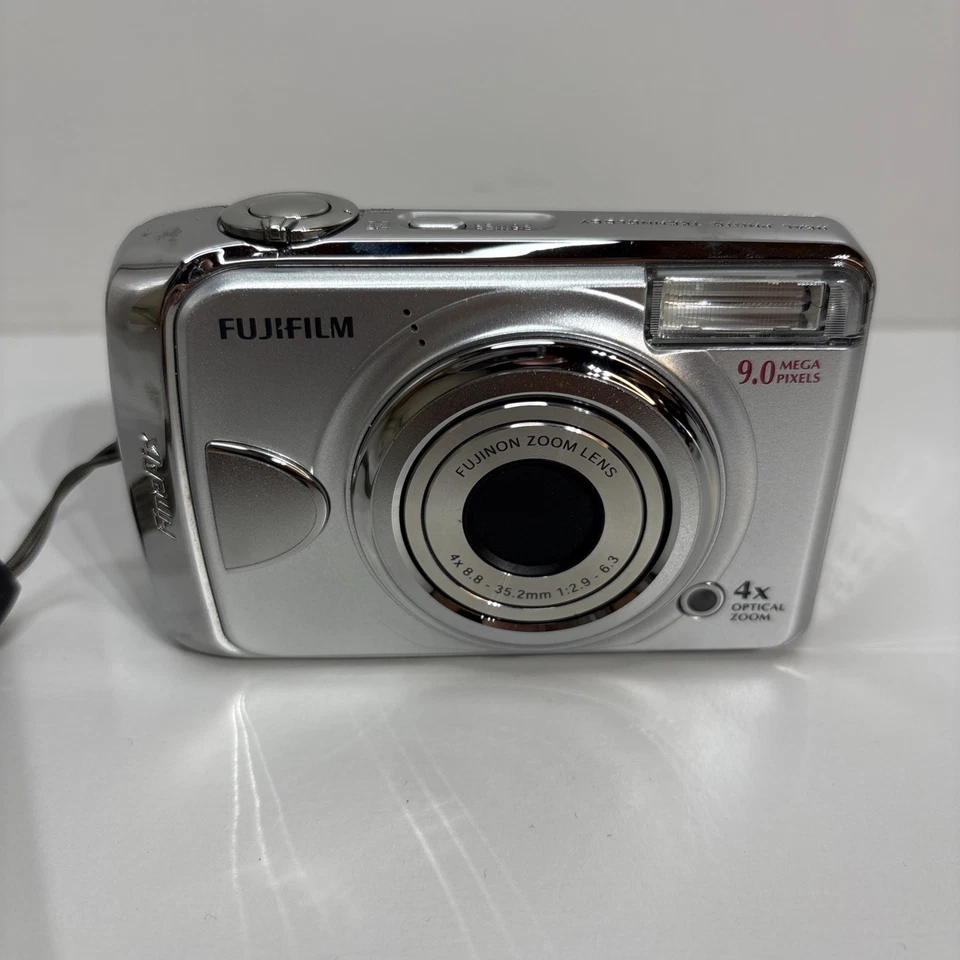Fujifilm FinePix A920, photo 2 of 5