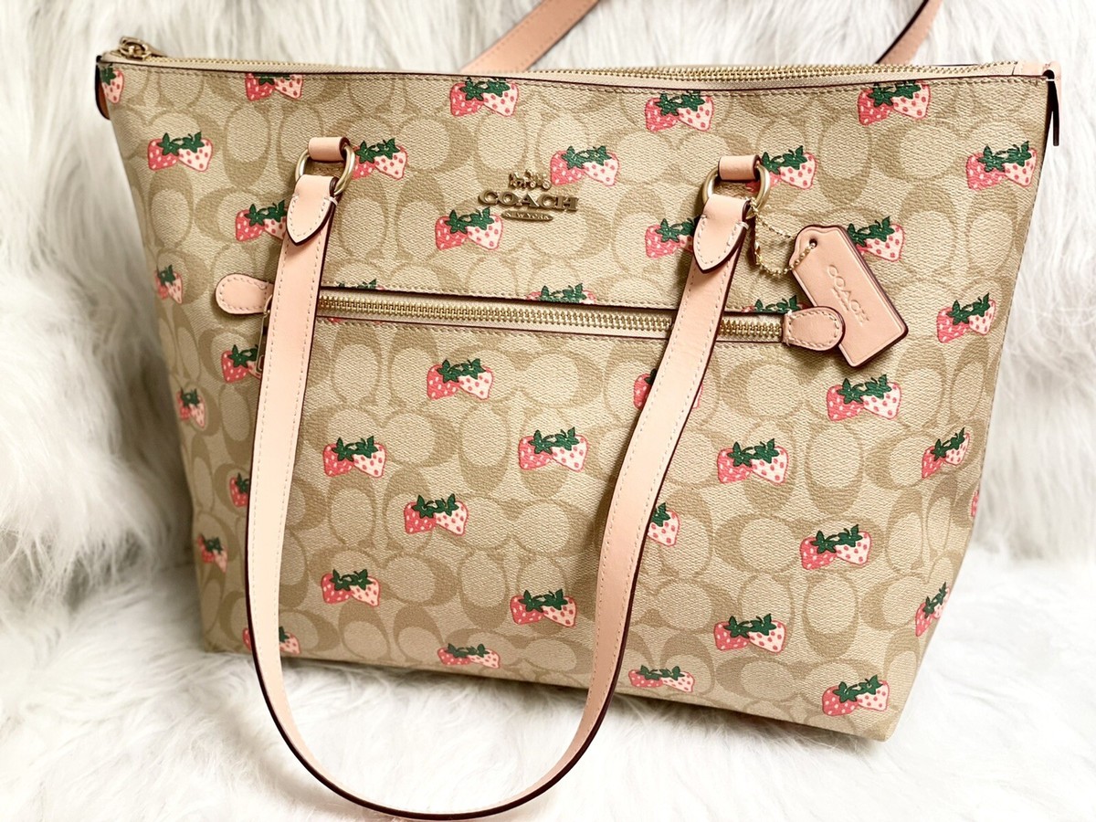 Coach Gallery Tote In Signature Canvas With Strawberry Print