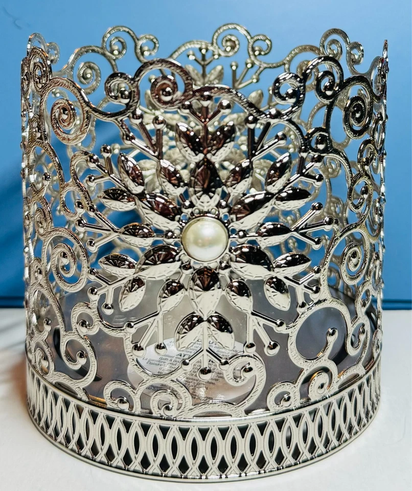 NUEVO CANDELABRO ORNAMENTADO COPOS DE NIEVE 3wick baño y cuerpo funciona ENVÍO GRATUITO Foto 2 de 2