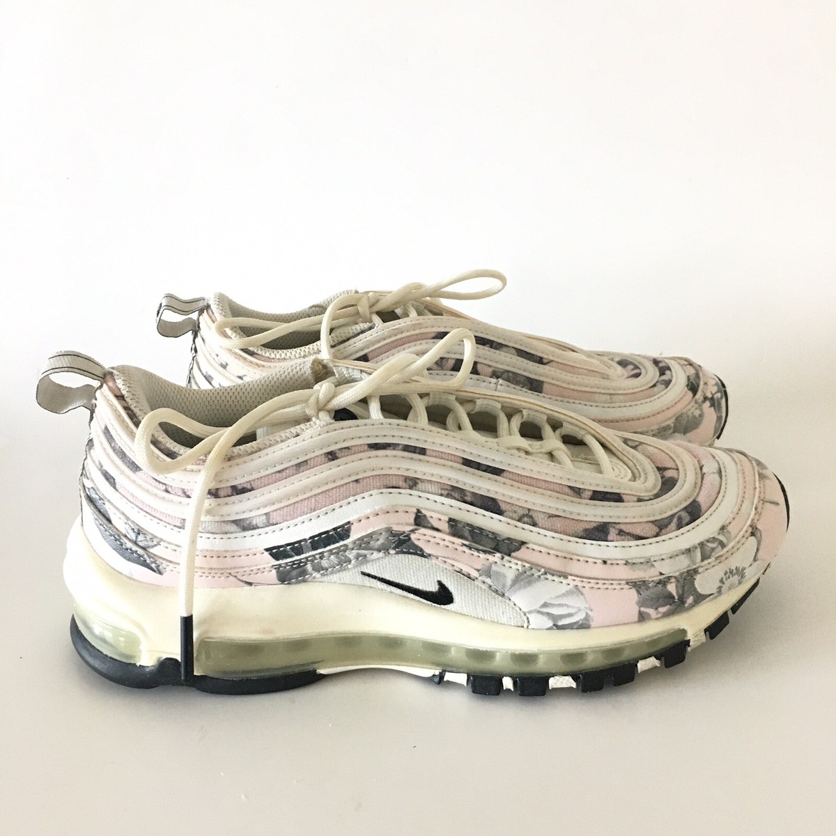 lebron james mens basketball shoes