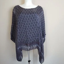 Saks Fifth Avenue Womens Sheer Lined Dolman Boho Flowy Blouse. Blue Gray. S
