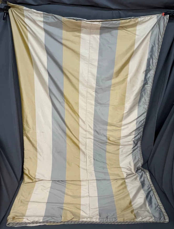 7 Pc Eastern Accents Striped Queen Duvet w/ 4 Shams & Pillows 101" x 85" (416) - Image 2 of 4