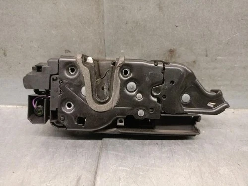 A4477300902 rear door lock lh 6033124 MERCEDES-BENZ CLASE V W447 250 CDI 2014