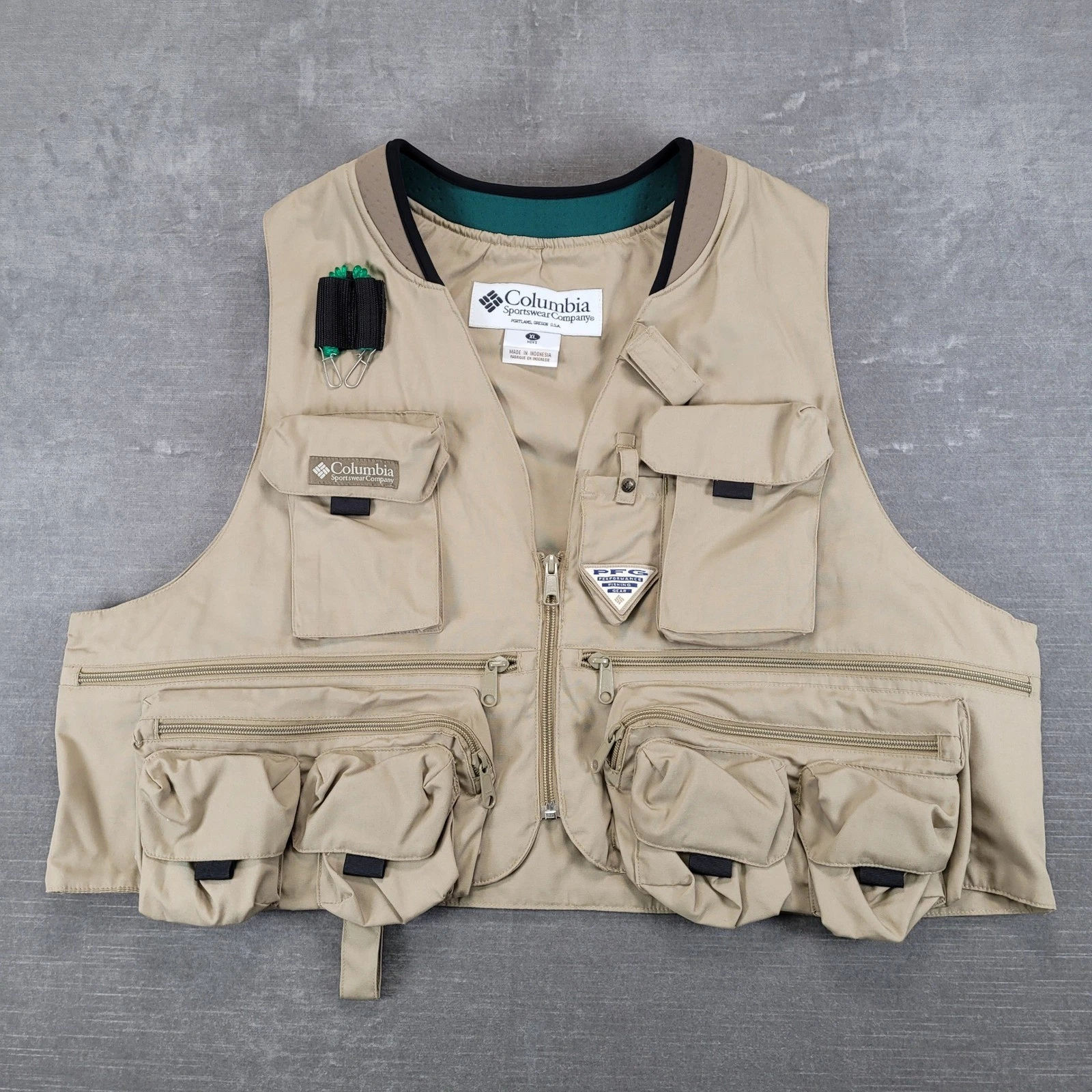 Columbia PFG Mens XL Fishing Vest Khaki Performance Fishing Gear Multi Pocket