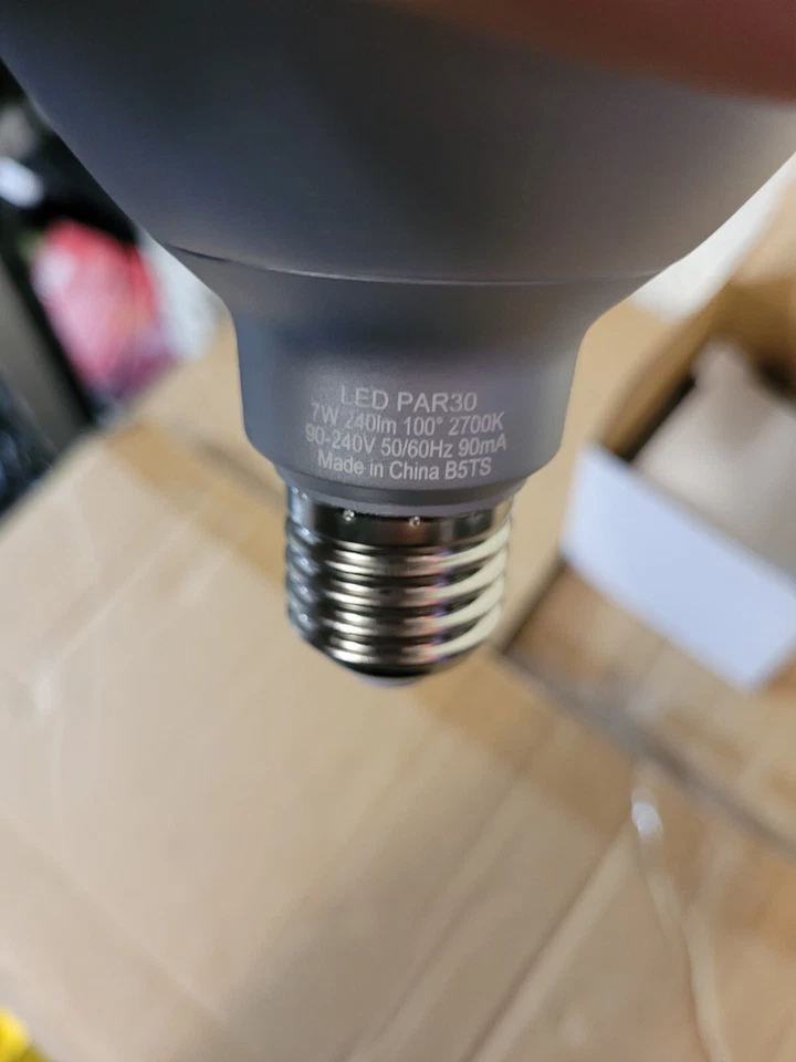 Unbranded Par 30 LED LAMP Spotlight Screw Spot Light Bulb 90-240v 7w UK  - Image 3 of 3