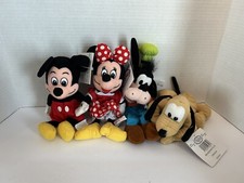 NWT Disney Store Bean Bag Set of 4 Mickey, Minnie, Goofy  Pluto w/Tags