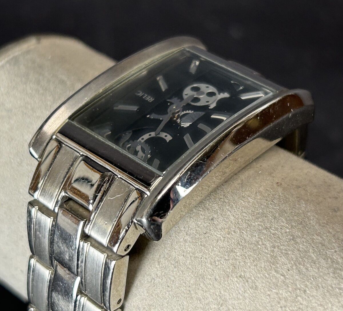 【値下げ】Relic Fossil スケルトンデザイン 腕時計 Relic by Fossil Men's Automatic Skeleton Gunmetal 43mm Watch