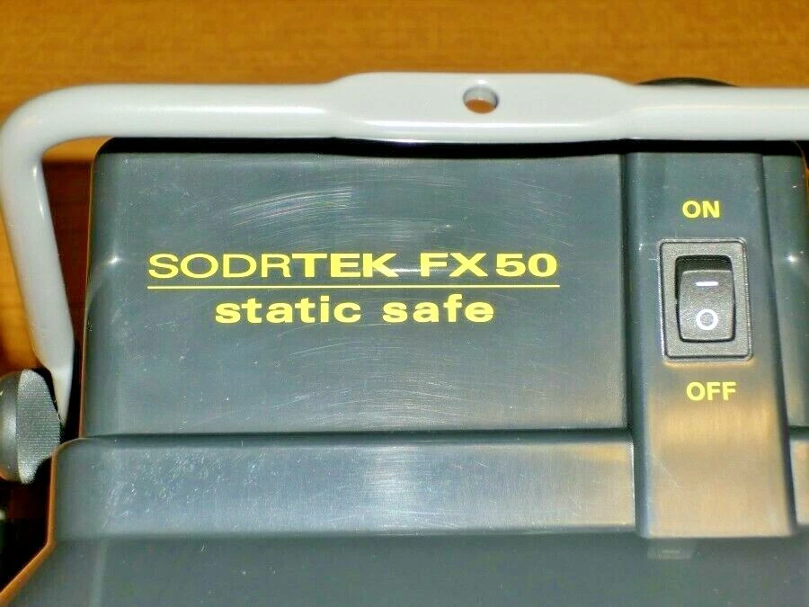 FX50 FUME EXHAUSTER ASPIRATORI FUMI DA TAVOLO ANTISTATICO 115V SODRTEK PACE Foto 2 de 4