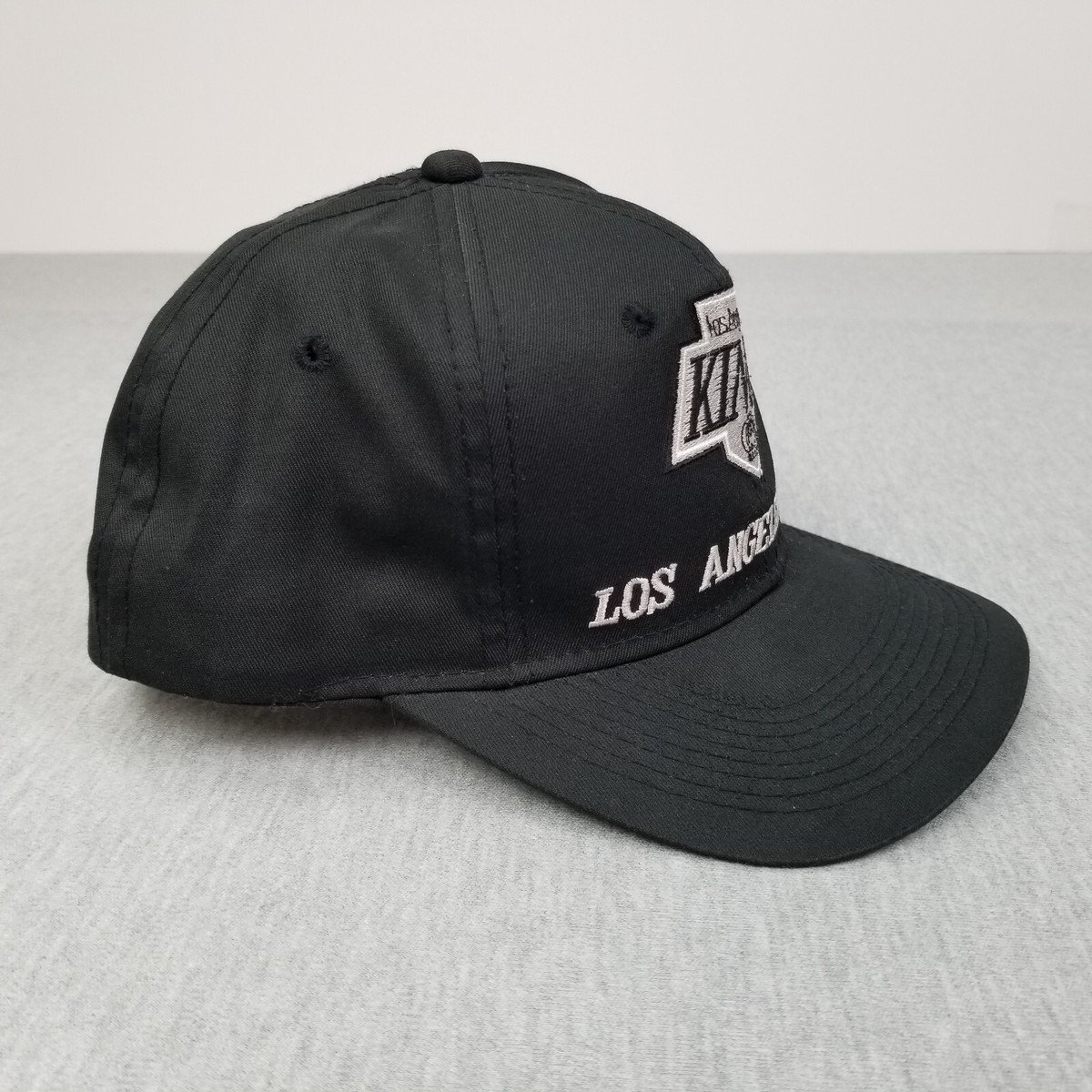 VINTAGE Los Angeles Kings Hat Cap Snapback Motion Plain Logo Black