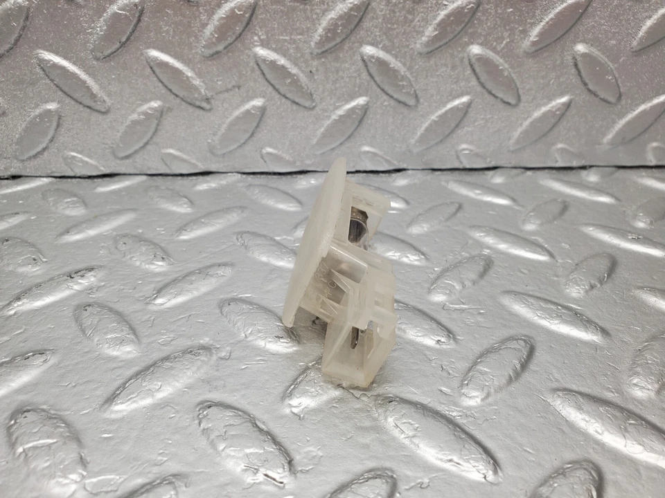 ⚙48039⚙ Luz de techo interior Mercedes-Benz R230 350SL cupé Hella 2088200501 Foto 2 de 4