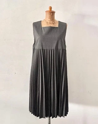 Veritecoeur Lana Seda Mezcla Cuello Cuadrado Vestido Largo Plisado Gris Casi ... - Imagen 1 de 4