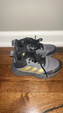 Adidas Own The Game 2.0 Kids Basketball Shoe Youth 13 Black Grey Gold Gray EUC