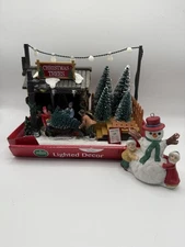 Northlight Christmas Village Winter Wonder Lane Plus Figurine
