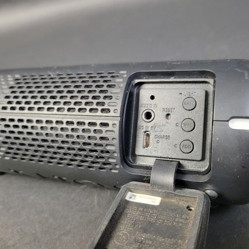 Parts/Repair Sony SRS-XB22 Portable Bluetooth Speaker Black - BAD USB Port - Picture 7 of 8