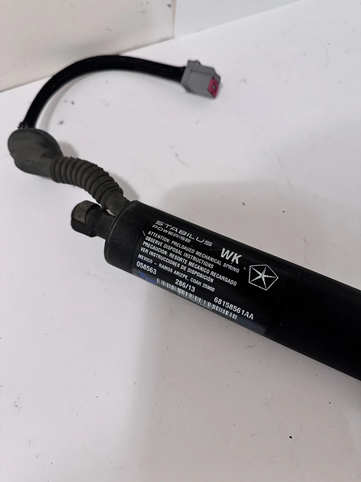 2014 JEEP GRAND CHEROKEE POWER LIFT GATE MOTOR OEM 68158561AA Foto 3 de 4