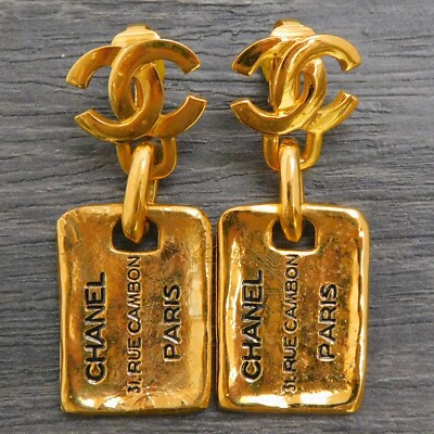 CHANEL ゴールドチャーム 11 RUE CAMBON PARIS CHANEL ゴールドチャーム 11 RUE CAMBON PARIS CHANEL ゴールド