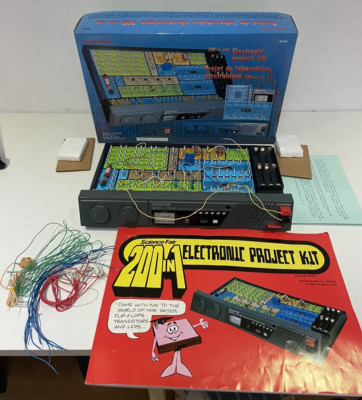 Boxed Complete Vintage Science Fair 200 in One Electronic Project Lab Kit BE25