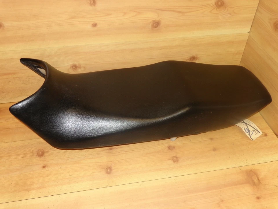 1987-1988 Kawasaki Ninja ZX750R ZX 750 R Ninja Seat with Seat Cover 53001-1494 - Image 2 of 3