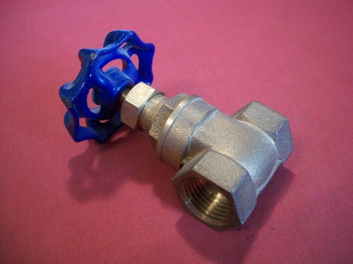 American Valve Co. Brass Gate Valve 1/2", #200, NOS