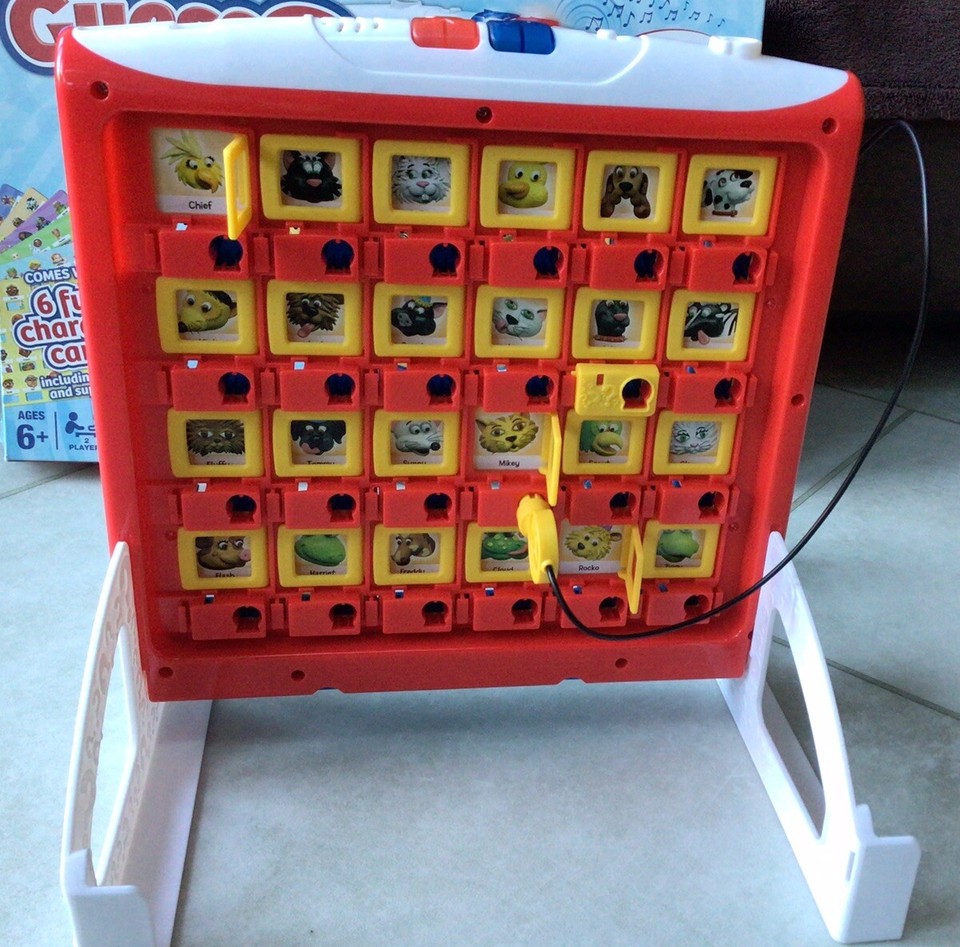 Electronic Guess Who Extra Hasbro Gaming, Hardly Used In Full Working