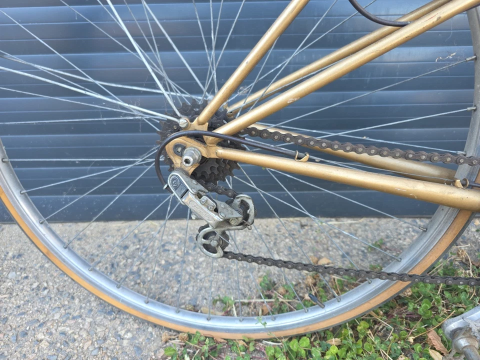 vélo de Ville vintage Mercier / Vintage Bike MOTOBECANE / 50 - Photo 4/4