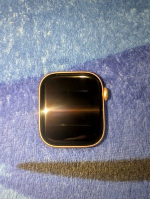 Apple Watch Series 11 42mm RoseGold Aluminum Case 64GB White Silicone Band GPS