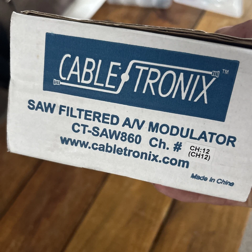 Cable Tronix Channel 12 CT-SAW860 Audio Video R/F Modulator Open Box - Image 2 of 4
